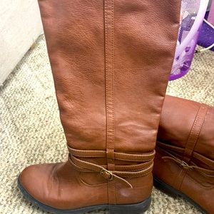 Tan brown knee high boots